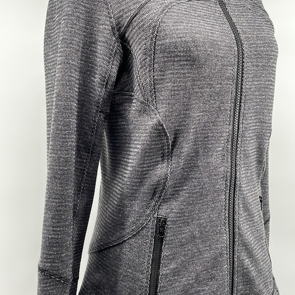 LULULEMON Forme Jacket (Cuffins)
Coco Pique Black sz 8 - Picture 9 of 12